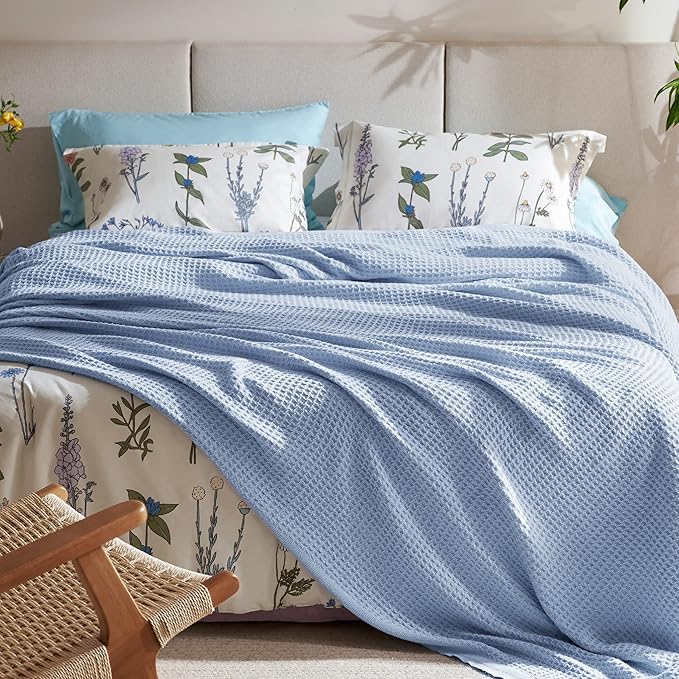 Bedsure Gentlesoft 100% Cotton Blue Blanket Queen Size for Bed - Cooling Breathable and Soft for Spring Summer, Thick Cozy Waffle Weave Blanket Gifts for Women, Sky Blue, 90x90 Inches