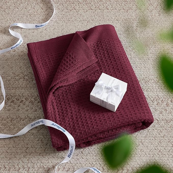 Bedsure Gentlesoft 100% Cotton Blanket Queen Size for Bed - Breathable and Soft for Spring Summer, Thick Cozy Waffle Weave Blanket Gifts for Women, Red, 90x90 Inches