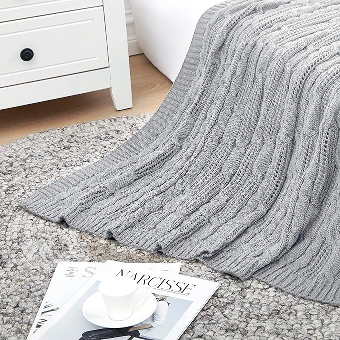 Aormenzy Cable Knit Throw Blankets 50 x 60 Inches, Soft Cozy and Lightweight Knitted Blanket, Machine Washable Acrylic Blanket, Decorative Throw Blanket for Couch Sofa Bed, Silver Grey